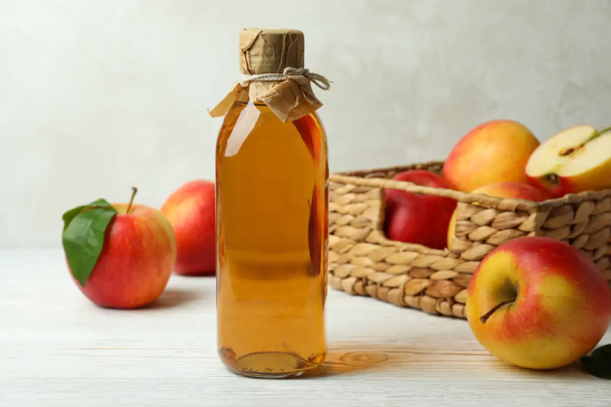 Cómo el vinagre de manzana regula la glucosa y le ayuda a adelgazar sin dieta. dralbuja.com Revista Digital Salud